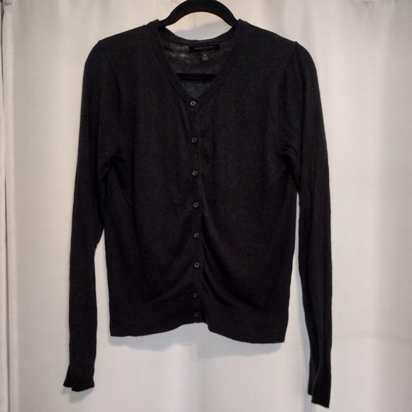 Banana Republic Sweaters - Banana Republic Black Fitted Cotton/Cashmere Cardigan